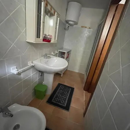 Giovanninos House Apartment